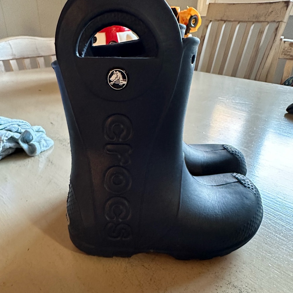 Navy croc rain boots